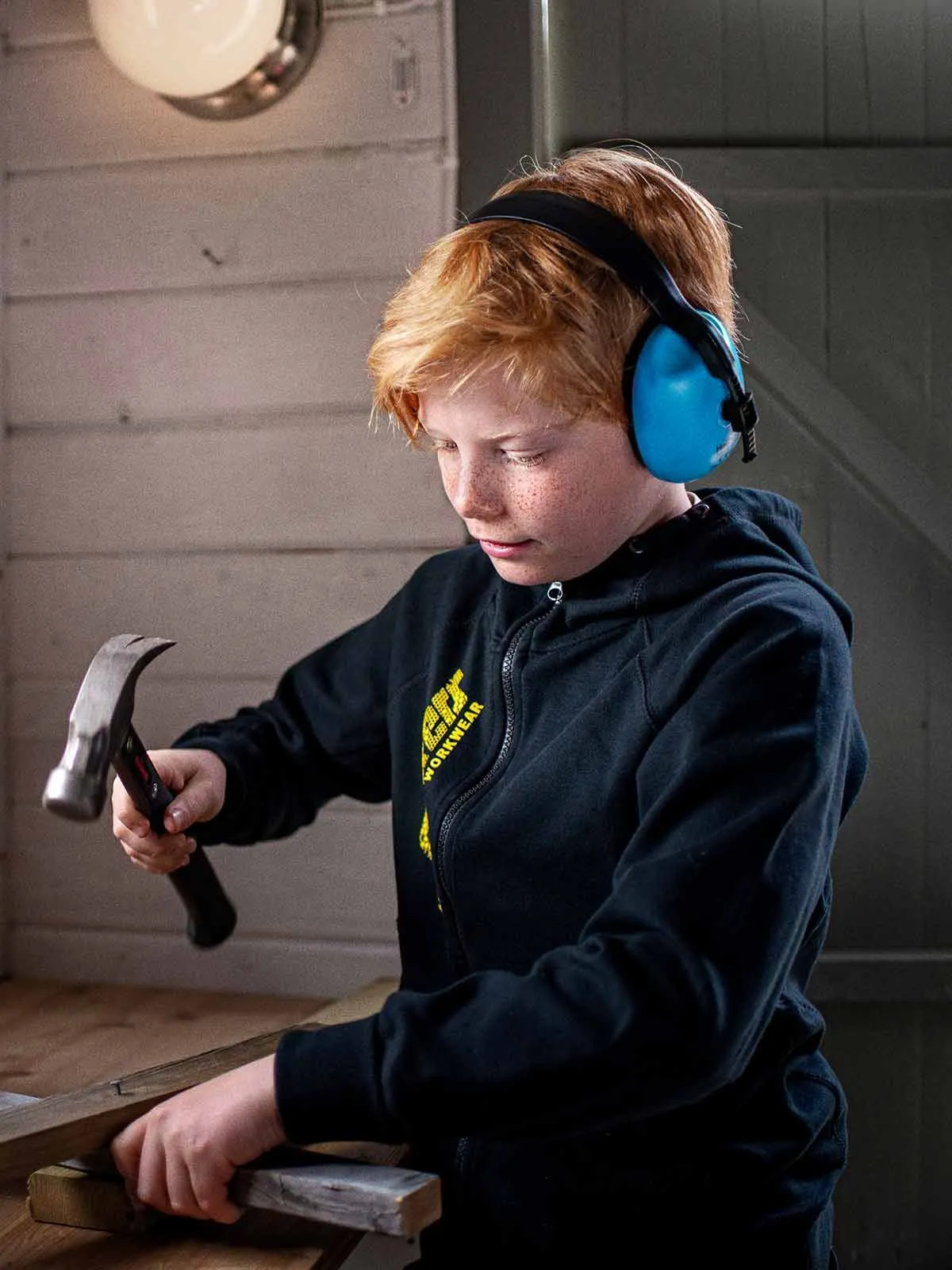 11001 Hearing Protection Children's Earmuffs Junior - Hellberg