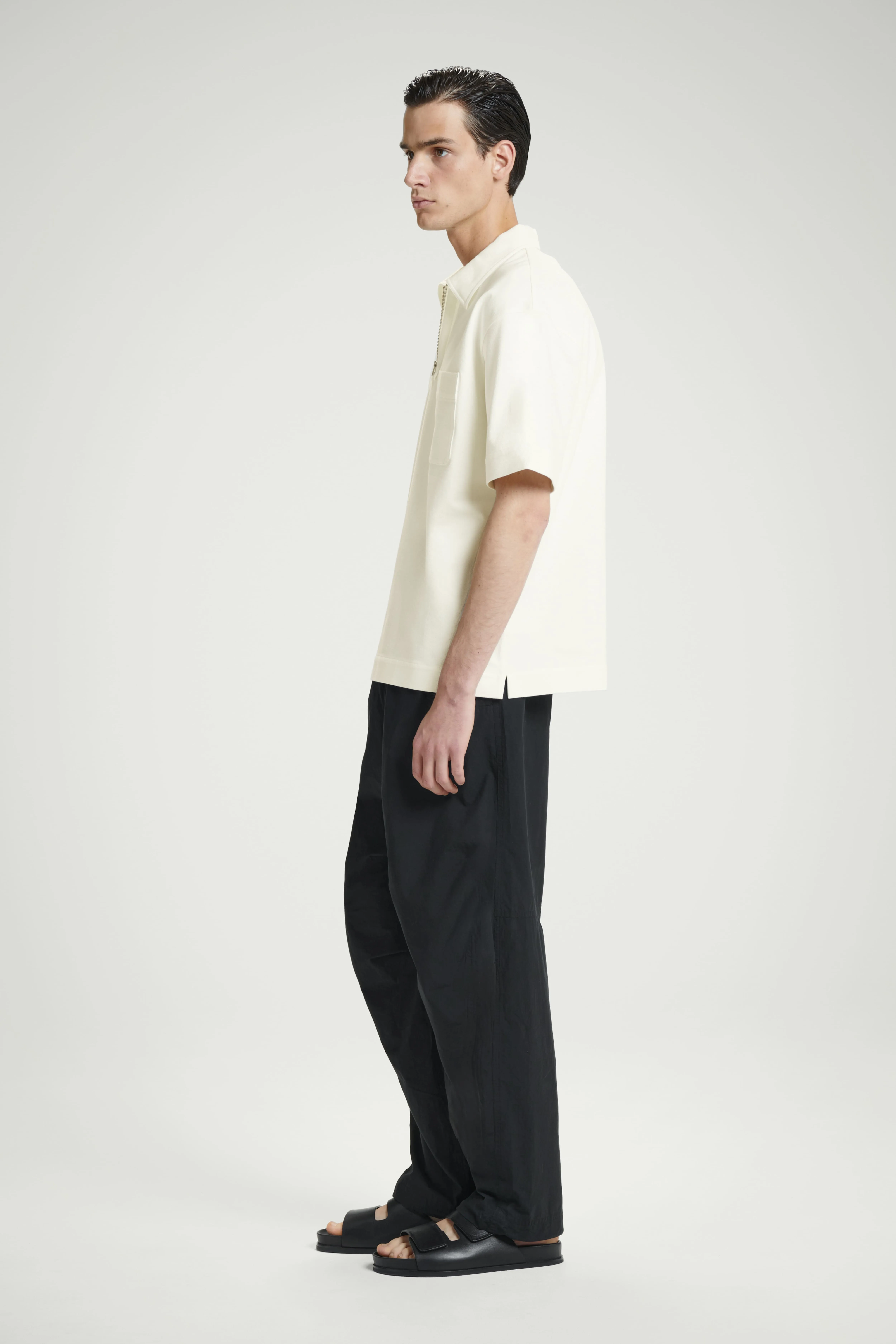 COTTON-TWILL HALF-ZIP POLO SHIRT - Short sleeve - Regular length - OFF-WHITE - Men | H&M GB