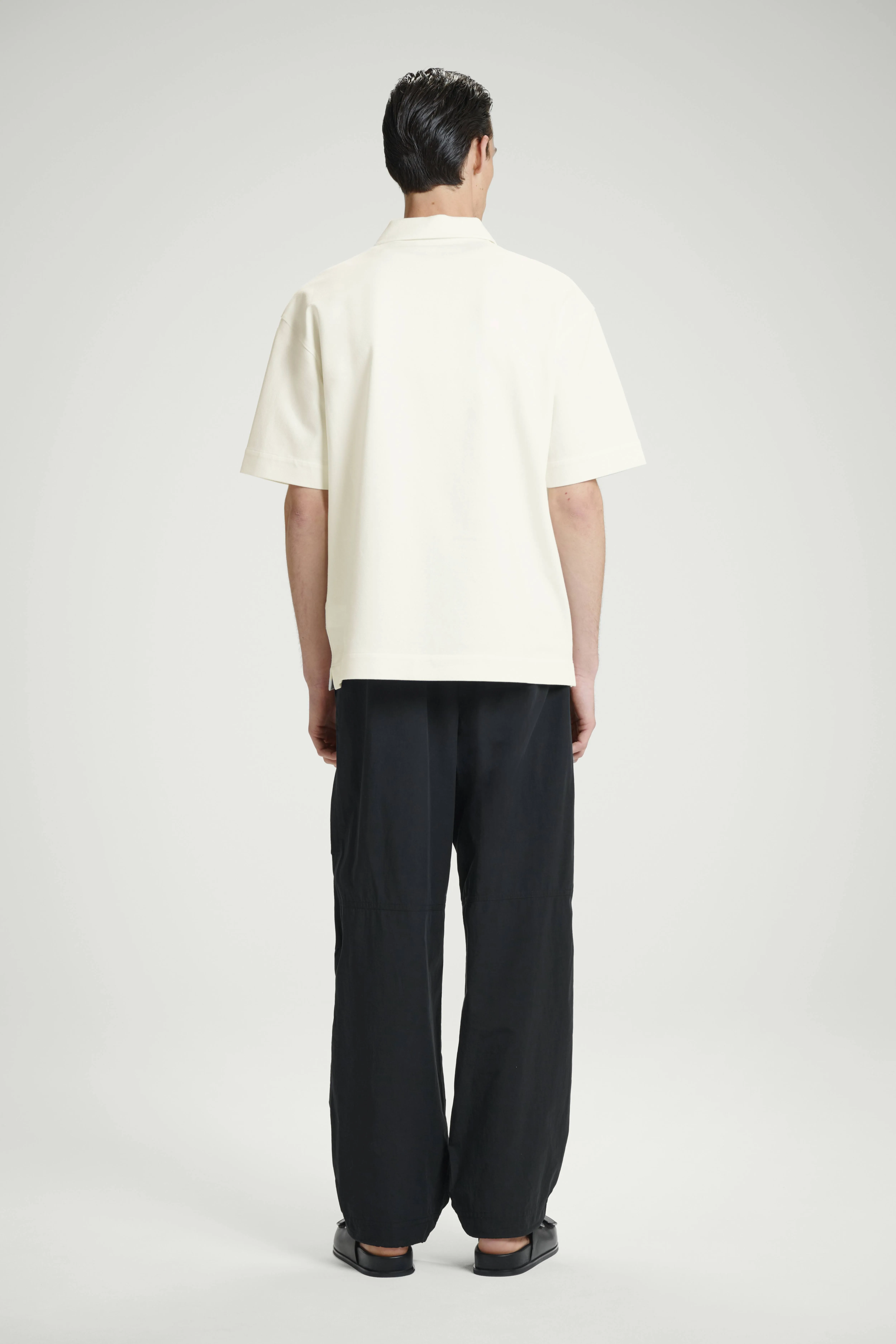 COTTON-TWILL HALF-ZIP POLO SHIRT - Short sleeve - Regular length - OFF-WHITE - Men | H&M GB