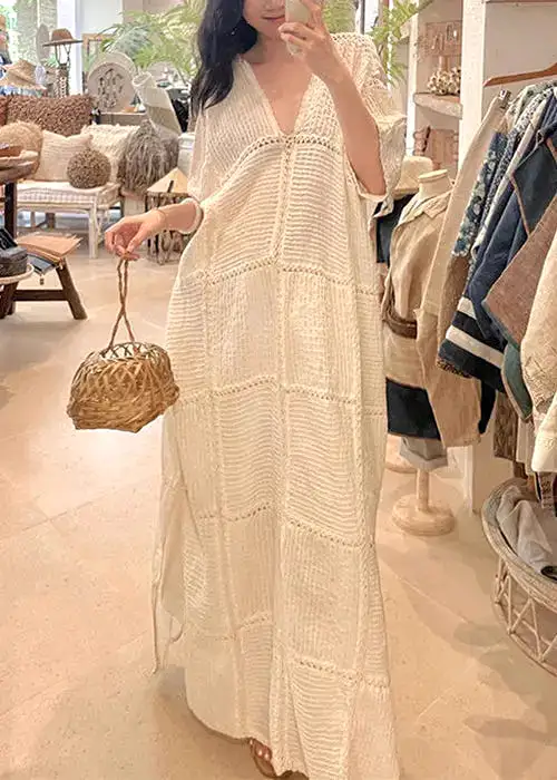 Elegant White V Neck Hollow Out Side Open Knit Dresses Half Sleeve CG1013