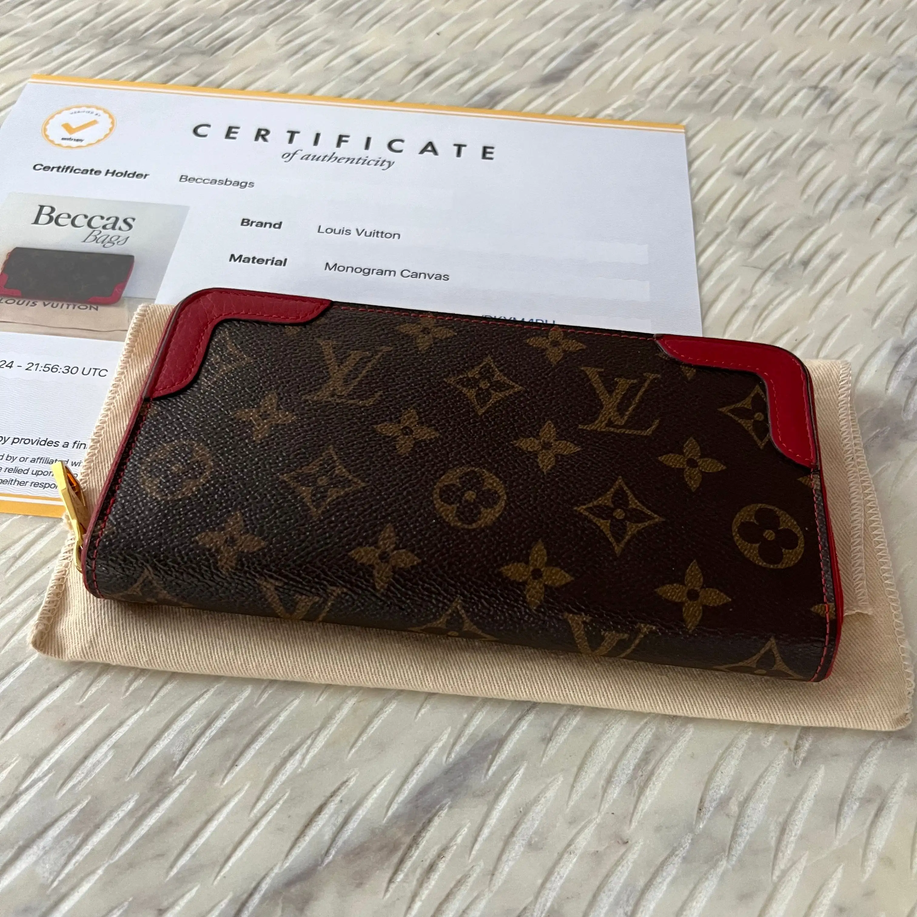 Louis Vuitton Retiro Zippy Wallet