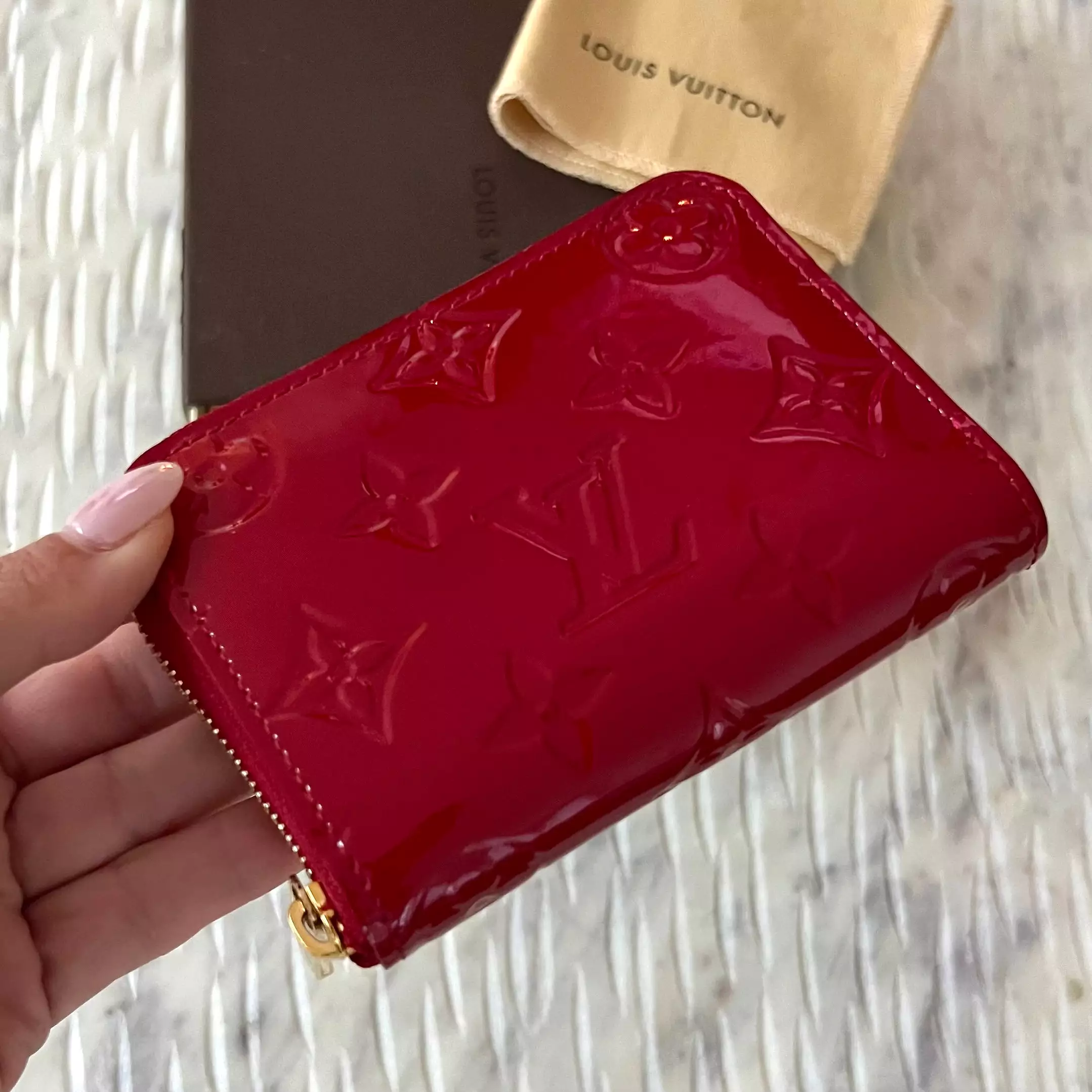 Louis Vuitton Zippy Coin Purse Wallet