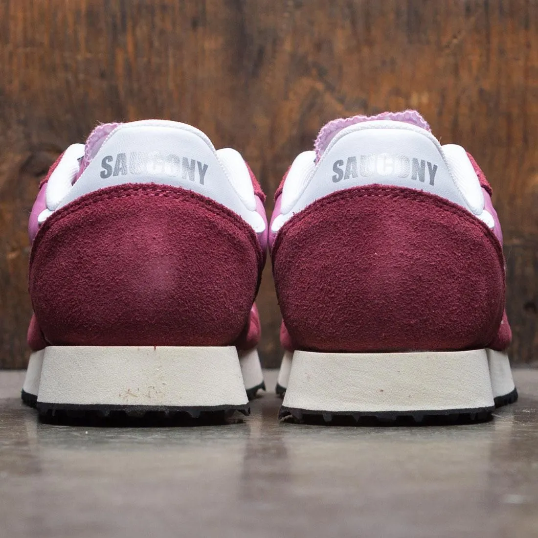 Saucony Women DXN Trainer Vintage (burgundy)