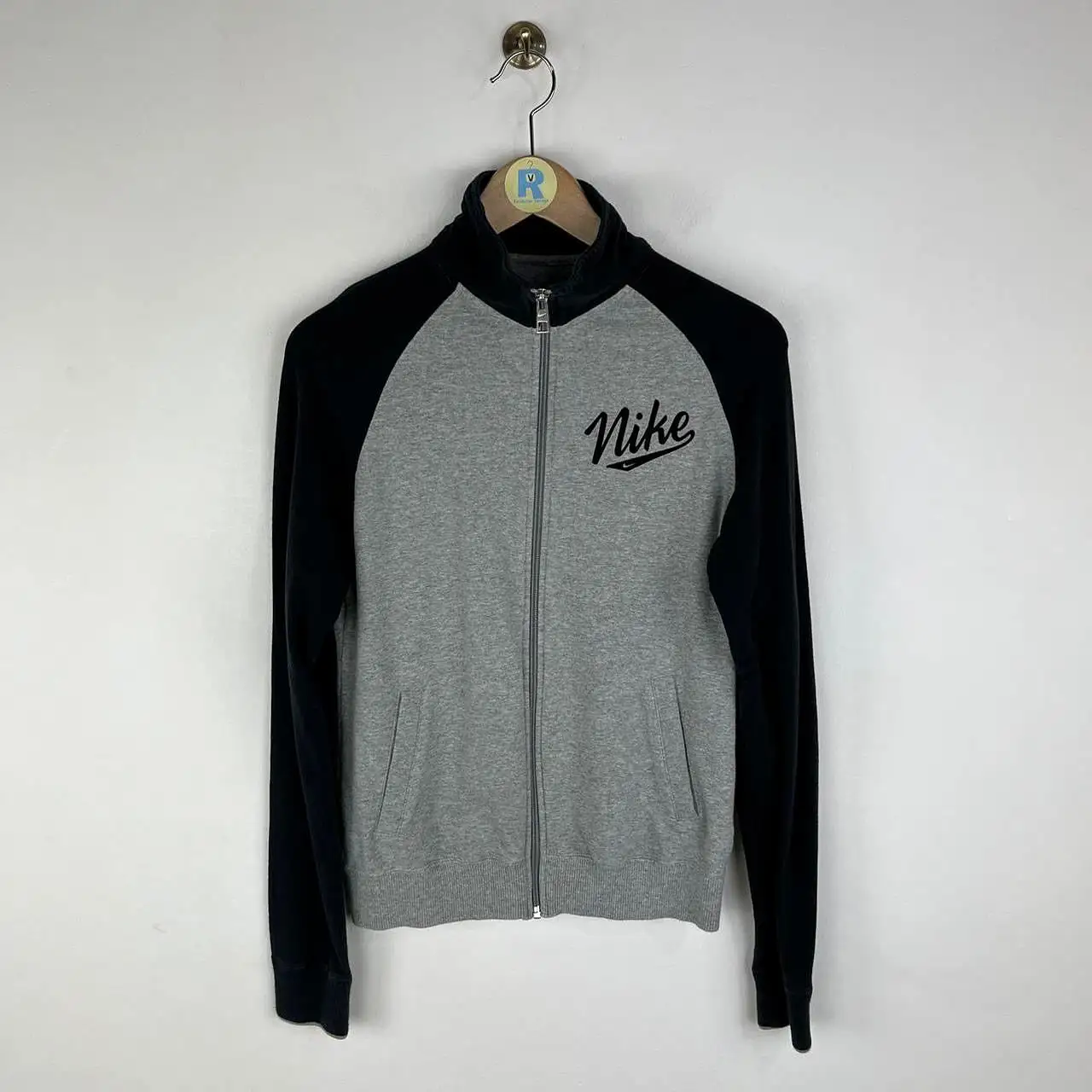 Vintage Nike Sweatshirt (Small Women’s)