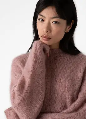 Women's Mohair Crew Neck Jumper in Vintage Pink